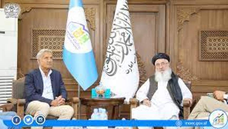 د نجونو ښوونځي خلاص او ښځو ته د کار اجازه ورکړۍ