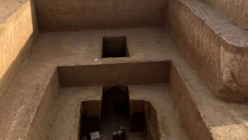 کشف مقبره۱۵۰۰سالۀ یک امپراتور ۱۵ ساله