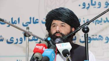 طالبان: در اسلام زنان و مردان با هم برابر نیستند بلکه مرد صاحب زن است