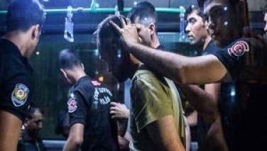 حمله تروریستی در انقره؛ نیروهای امنیتی ترکیه بیش از 900 نفر را بازداشت کردند
