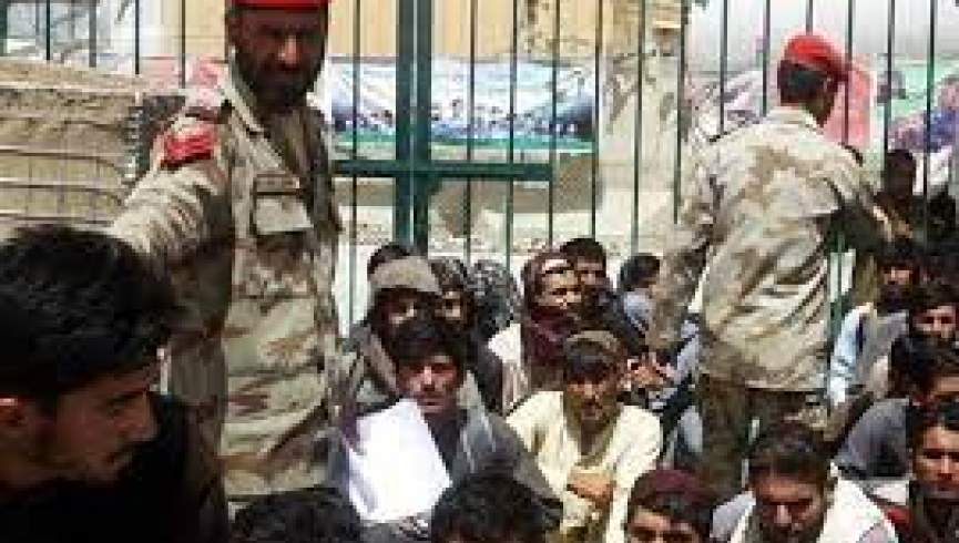 یک هزار مهاجر افغانستان در پاکستان بازداشت شده‌اند