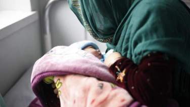 سازمان جهانی غذا؛ 2.3 میلیون زن باردار در افغانستان با سوء تغذی مواجه‌اند