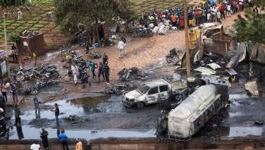 واژگونی یک عراده بس در کشور مالی 31 کشته برجای گذاشت