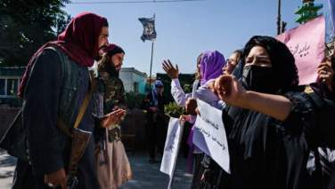 طالبان فعالیت زنان افغانستان را در تمامی عرصه‌ها محدود کرده‌اند