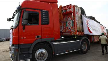 16 کامیون مواد غذایی وارد نوار غزه شدند
