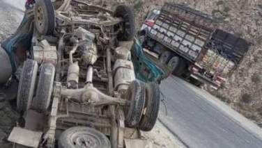 وقوع دو رویداد ترافیکی در شاهراه کابل – قندهار؛ 9 نفر کشته و زخمی شدند
