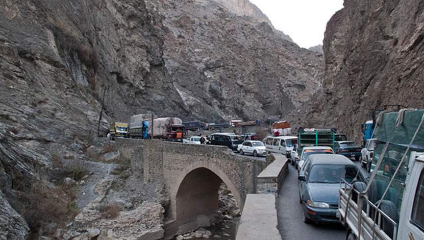 شاهراه جلال آباد - کابل به روی ترافیک مسدود شد