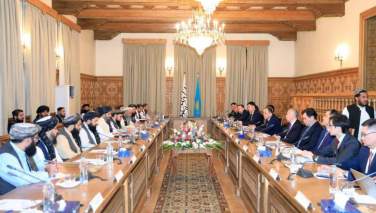 طالبان او قزاقستان د ۳ ملیارد ډالرو سوداګریز تړون لاسلیک کولو لپاره خبرې کوي