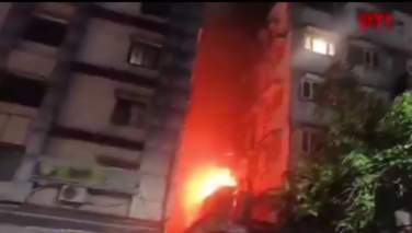 آتش‌سوزی مرگبار در هوتلی در کلکته هند دست‌کم 15 کشته بر جای گذاشت