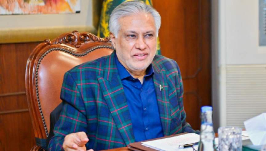 اسحاق دار: په افغانستان کې سوله او ثبات د پاکستان په ګټه دی