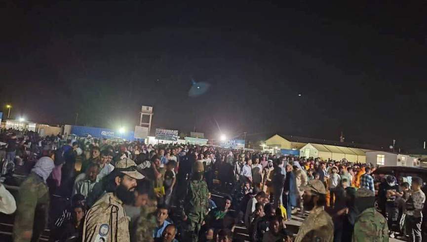 میرویس عزیزی ادعا کرد: یک میلیارد افغانی به مهاجرین اخراج شده از ایران کمک می‌کنم