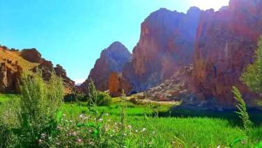 طالبان با همکاری افراد محلی، حفاری غیرقانونی در خشک‌دره شهیدان بامیان را شدت بخشیدند