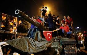 دولت ترکیه مجوز ده‌ها رسانه را لغو کرد