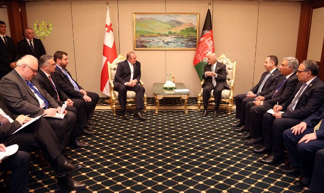 گرجستان در زمینه گسترش روابط ترانزیتی و تجارتی با افغانستان همکاری می کند