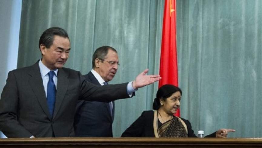 نشست وزرای خارجه چین، هند و روسیه برگزار می‌شود