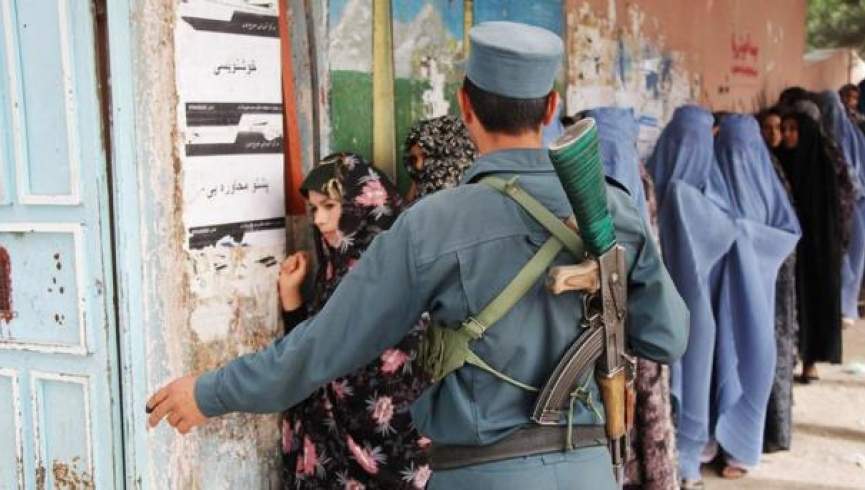 کمیسیون انتخابات: نزدیک به 1600 مرکز رای‌دهی زیر تهدید امنیتی قرار دارند/ روند انتقال مواد حساس انتخاباتی به ولسوالی‌ها آغاز شده است