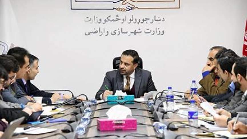 سرپرست وزارت شهرسازی ممنوع الخروج شد