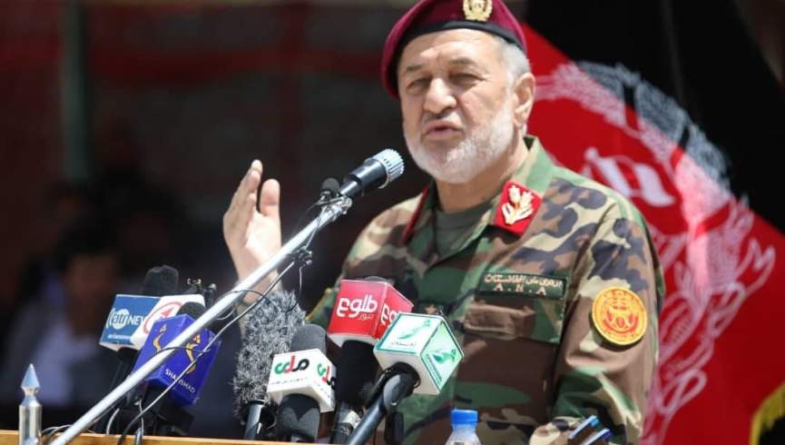 بسم الله محمدی وقایع چهل روز ماموریت خود را منتشر کرد؛ غنی عامل فروپاشی ارتش بود