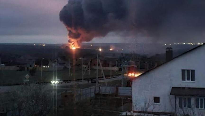 دیپوی مهمات در شهر بلگورود روسیه در آتش سوخت