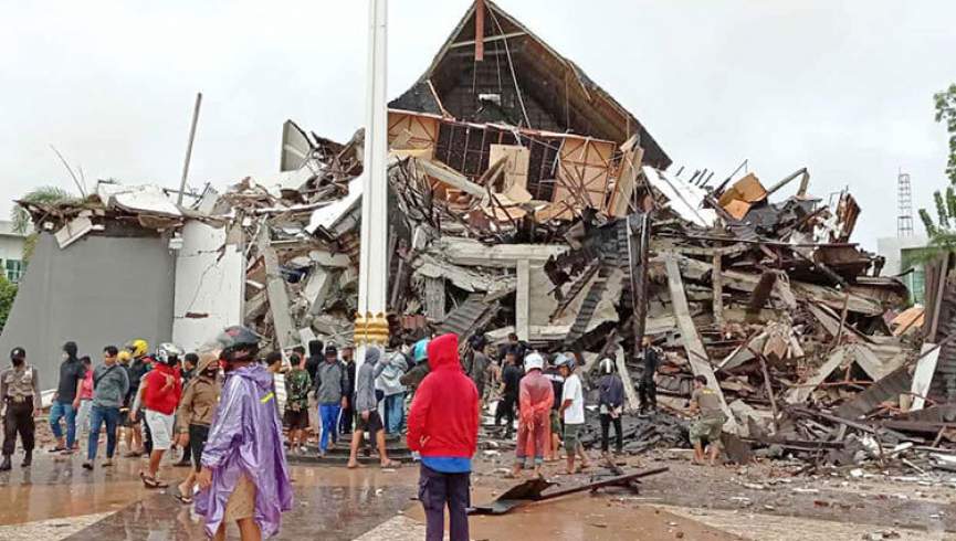 زلزله در غرب اندونیزیا صدها کشته و زخمی برجای گذاشت