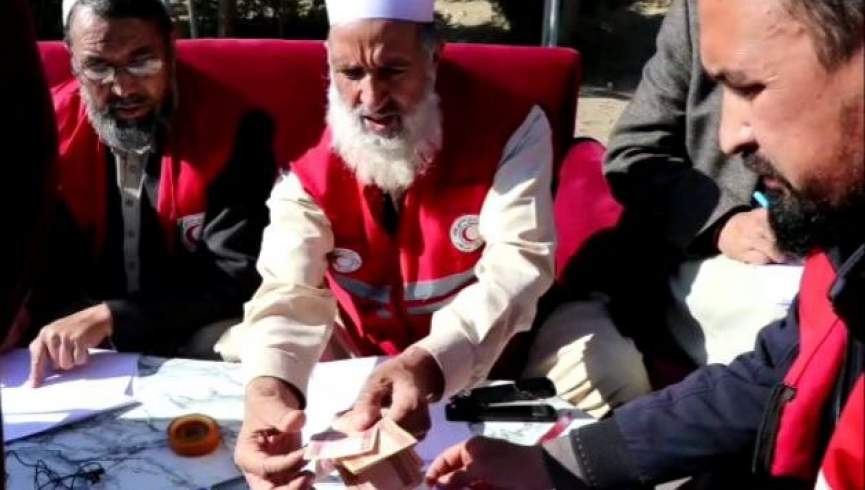 سره میاشت افغانی به 2 هزار گدای کابلی پول نقد توزیع کردند