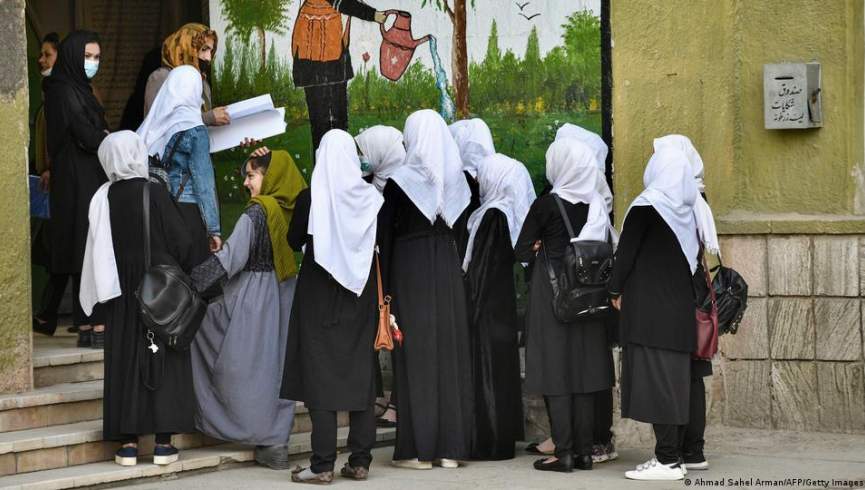 طالبان با اشغال 28 مکتب در پنجشیر دانش آموزان را از تعلیم بازداشته‌اند