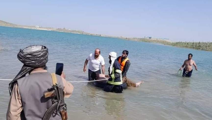 دو داکتر هنگام آب‌بازی در تخار غرق شدند