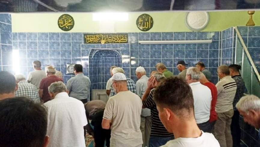 در این مسجد۴۷سال خلاف جهت قبله نماز خواندند!