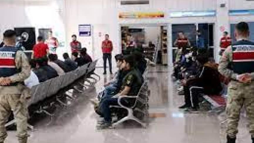 پولیس ترکیه 122 مهاجر از جمله شهروندان افغانستان را بازداشت کرد