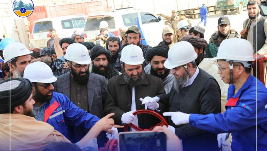 گروه طالبان حفاری 8 حلقه چاه جدید نفتی را افتتاح کردند