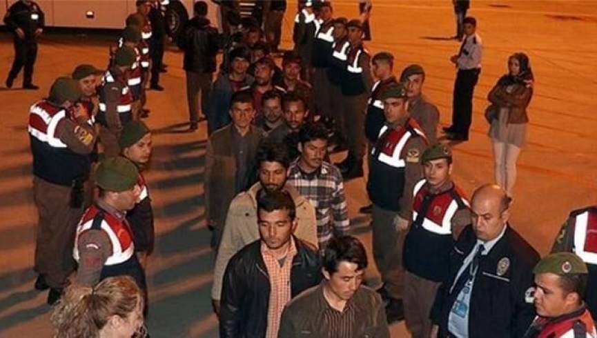 دستکم 85 پناهجوی افغانستانی در مسیر یونان بازداشت شدند