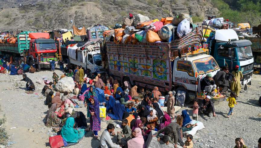نیمی از مهاجران اخراج شده از پاکستان به کمک‌های فوری نیاز دارند