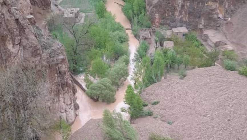 انسداد دریای مرغ‌آب در غور؛ باشندگان 20 قریه در معرض خطر قرار گرفتند