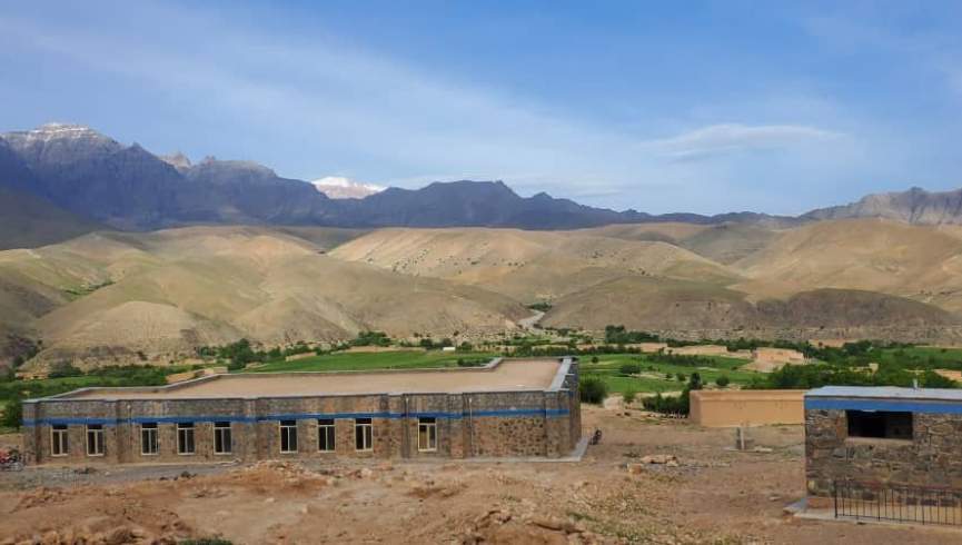 یک باب مکتب در ولایت دایکندی باز گشایی شد