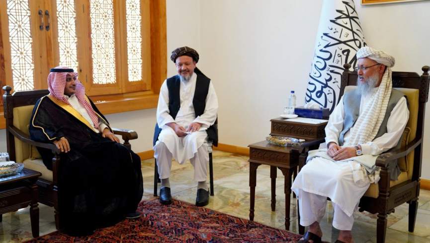 معاون اداری گروه طالبان با سفیر عربستان دیدار کرد