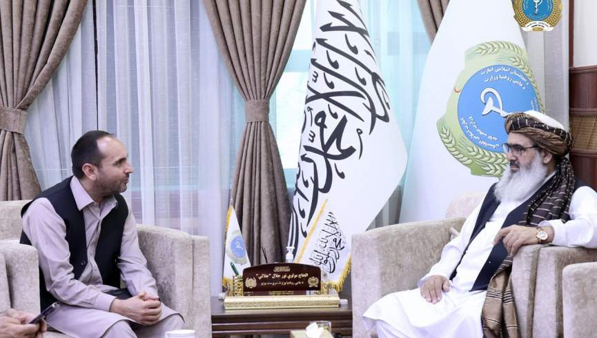 بنیاد آغا خان در مورد ارتقای ظرفیت کارمندان صحی طالبان با این گروه همکاری می‌کند