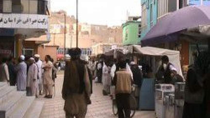 طالبان در غزنی 200 دوکان و غرفه صرافی را مسدود کردند