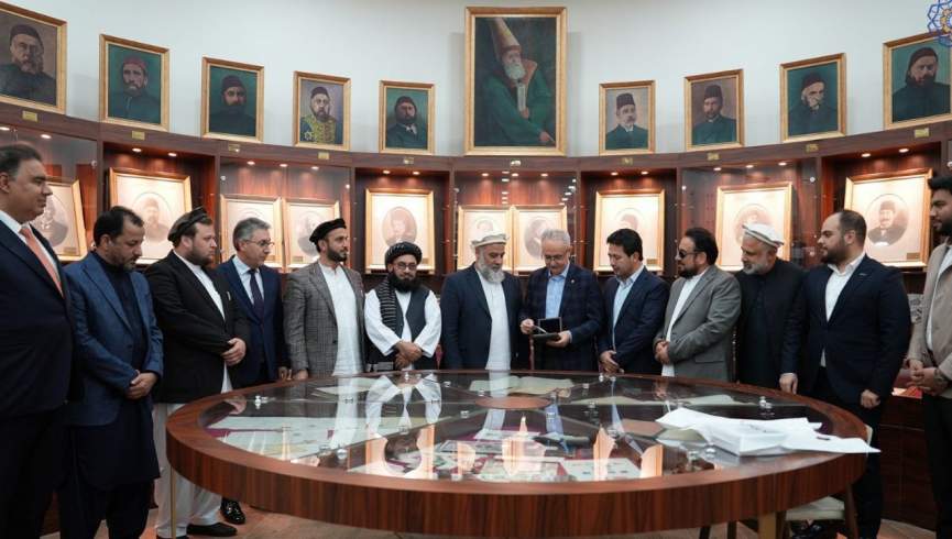 سرپرست وزارت و صنعت طالبان از تاریخی‌ترین مطبعه دولتی ترکیه بازدید کرد