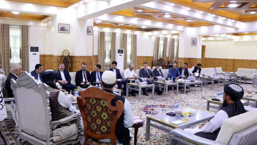 طالبانو د سیمې له هېوادونو غوښتي چې د راستنیدونکو کډوالو لپاره د روغتونونو، ښوونځیو او سرپناه په جوړولو کې همکاري وکړي