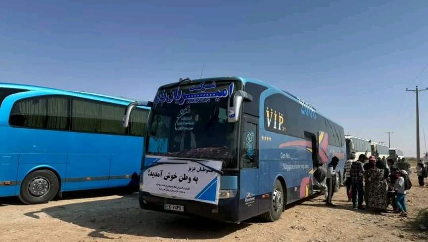 په تیرو ۲۴ ساعتونو کې له ۳۱ زذه ډېر کډوال د اسلام کلا له پولې هرات ته  ننوتلي دي.