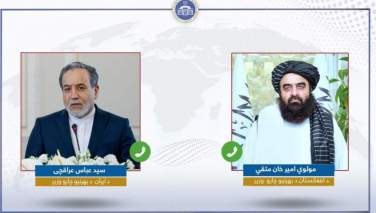 متقي د ایران له بهرنیو چارو وزیر سره په کډوالو خبرې کړې دي