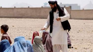 در فیروزکوه، برای بیش از ۱۰۰ خانواده متکدی مواد غذایی توزیع شد