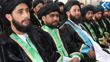 محتسب طالبان به دانشجویان طب کابل در مورد لباس و ریش هشدار داد