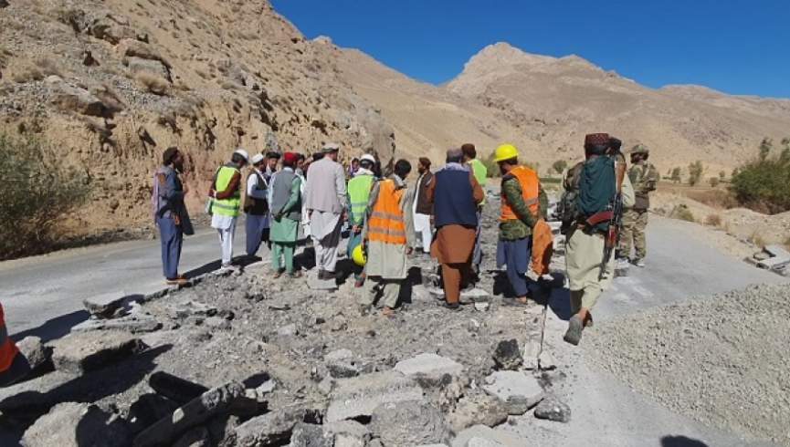 عکس، تزئینی است